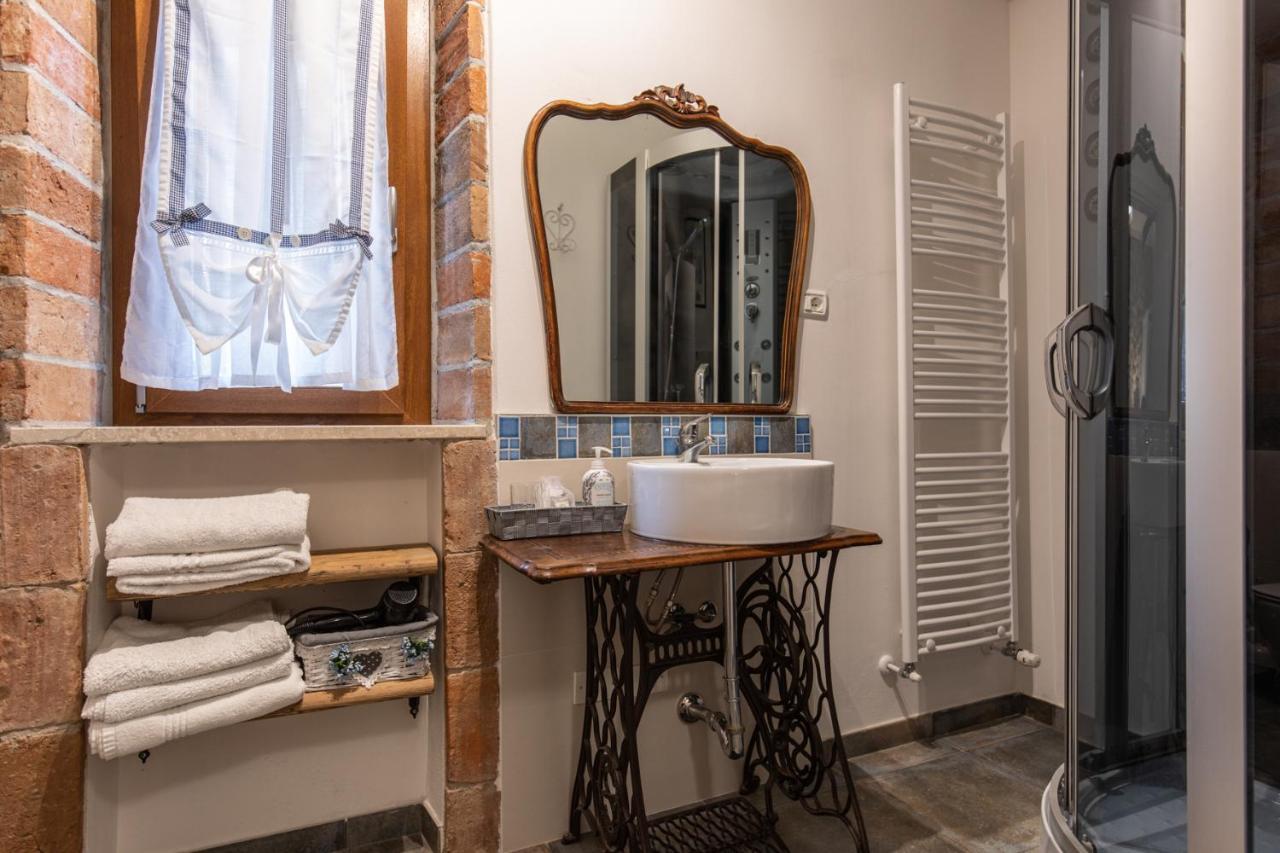 Gardabeds Adults Only Hotel Castelnuovo del Garda Exterior photo